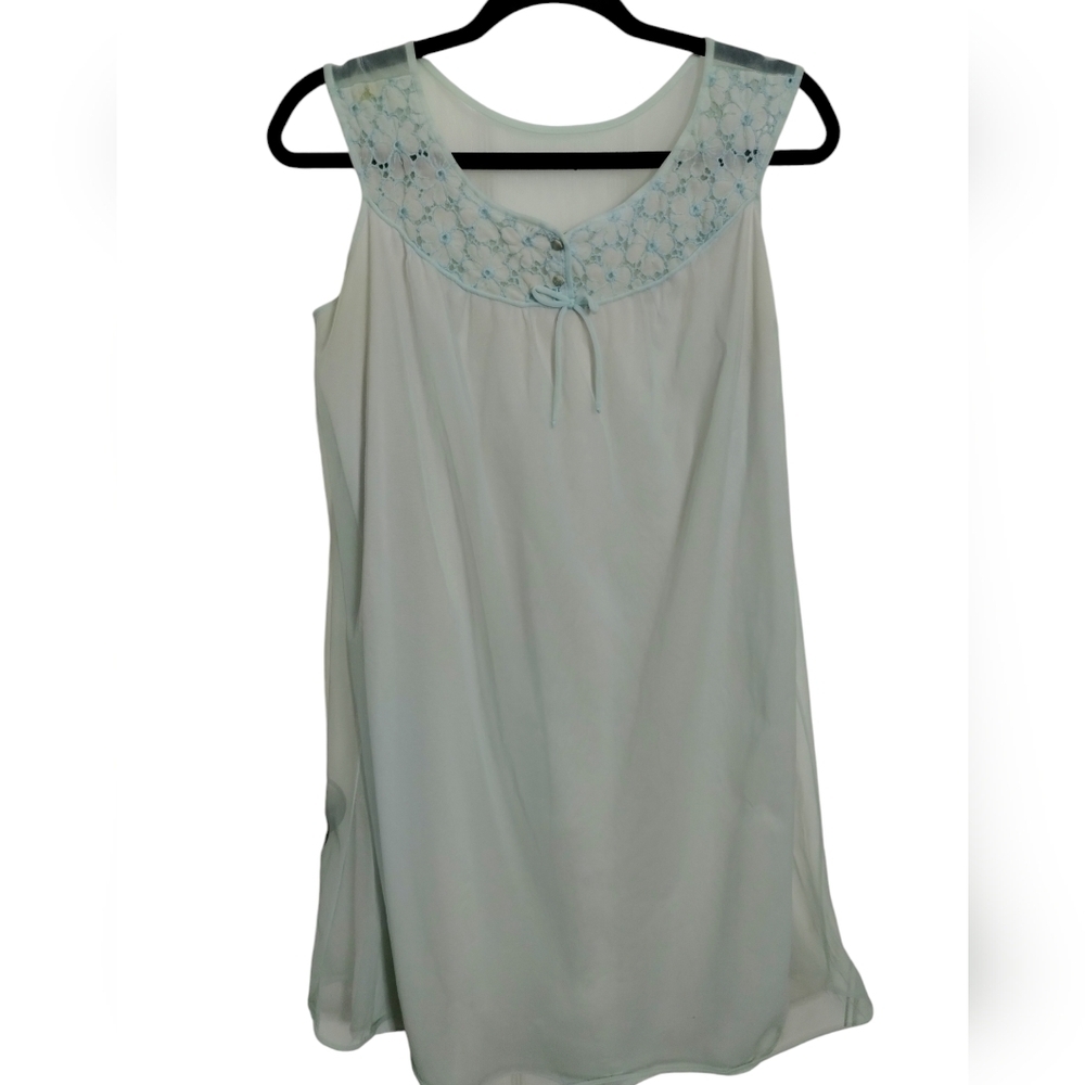 Vintage Radcliffe Sheer lined Ombre Nightgown Medium Grannycore Embroidered Flor
